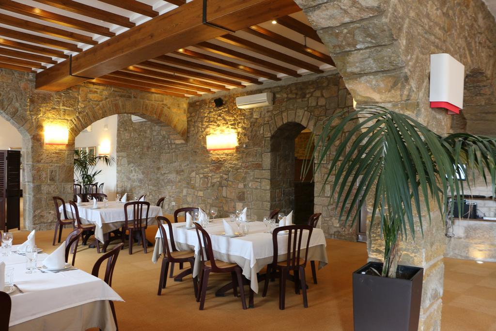 Hostal Palouet De Segarra Exterior photo